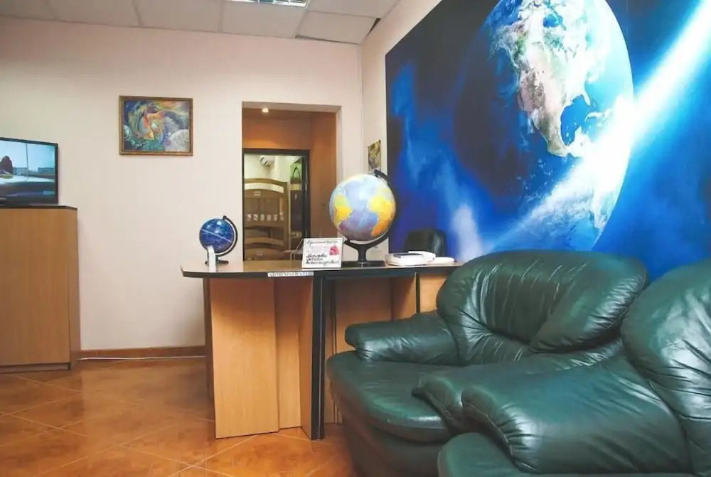 Globus Hostel