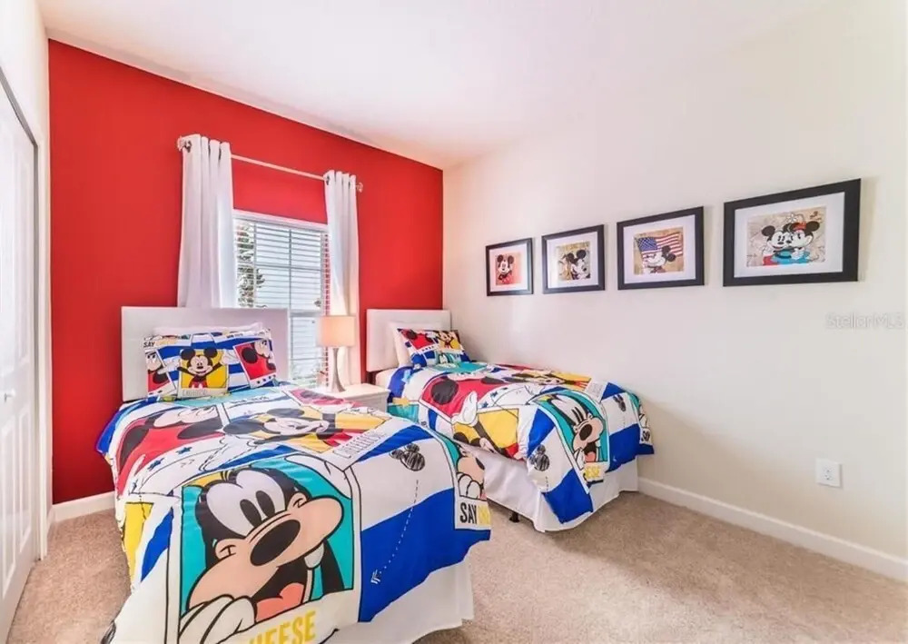 Near Disney Spacious Modern 5BR Home With Private Pool