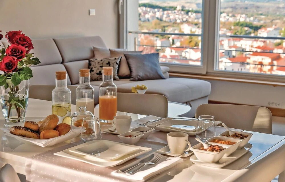 Luxurious Home In Podstrana