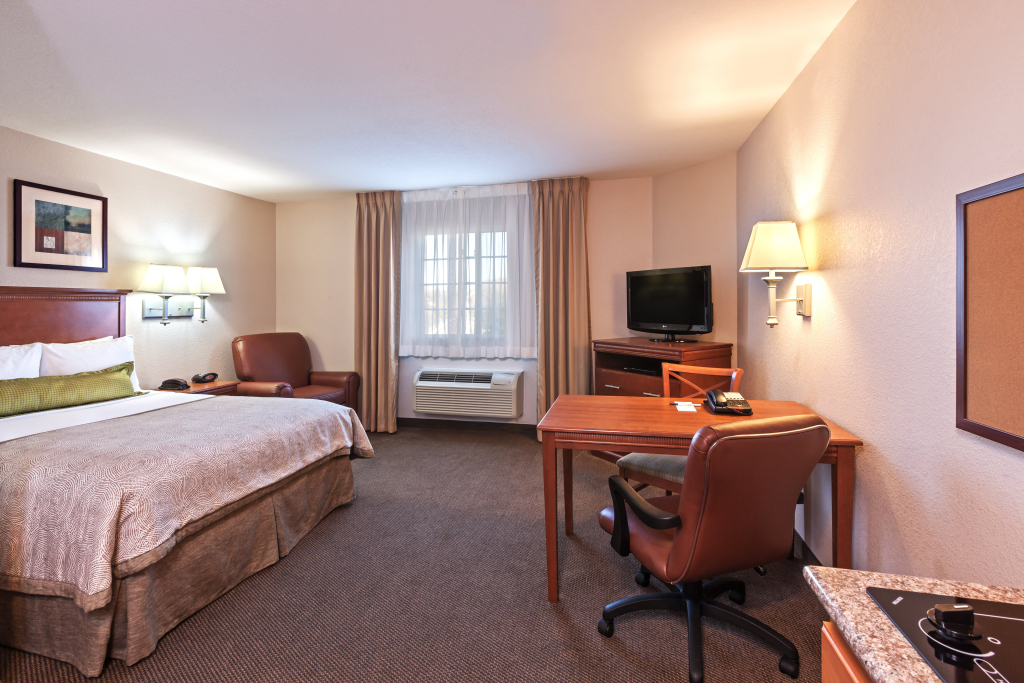Candlewood Suites Pearland by IHG