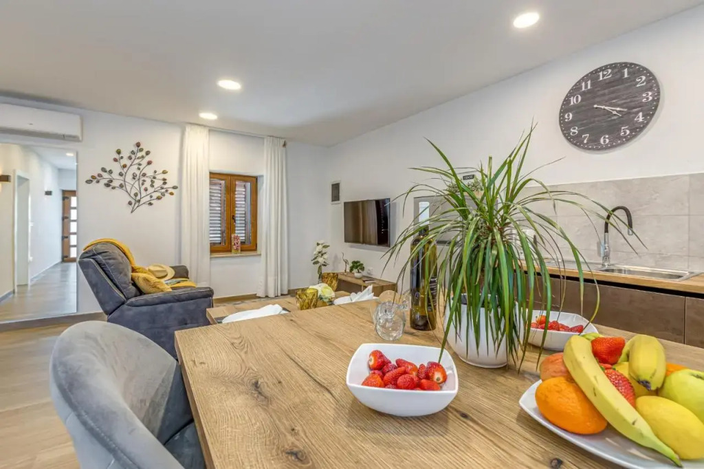 Apartment Nilda II