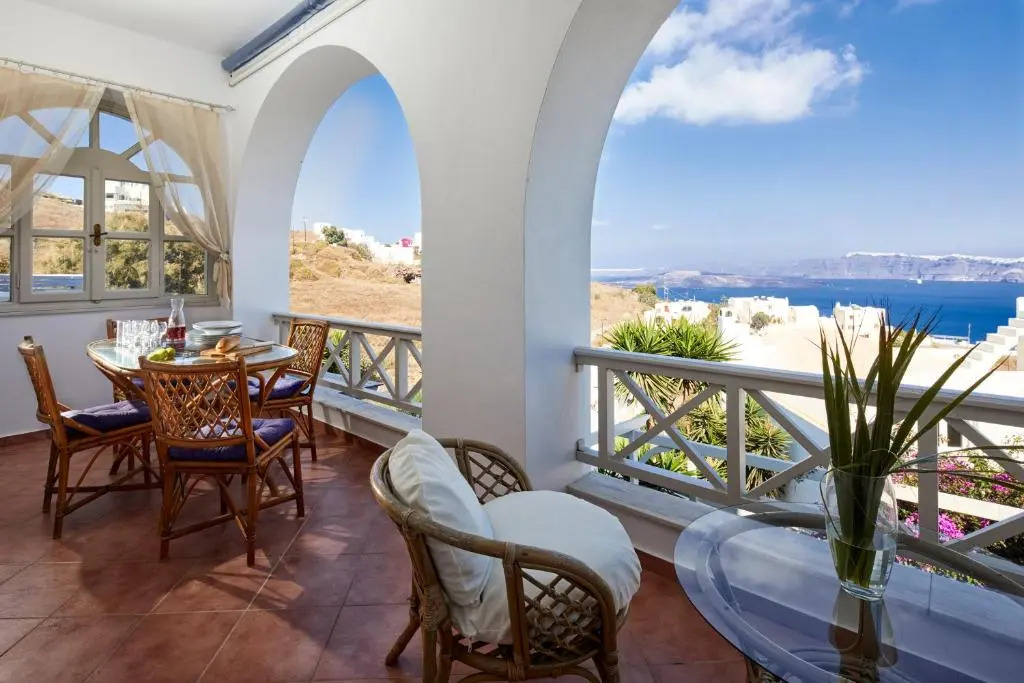 Admirals House Santorini