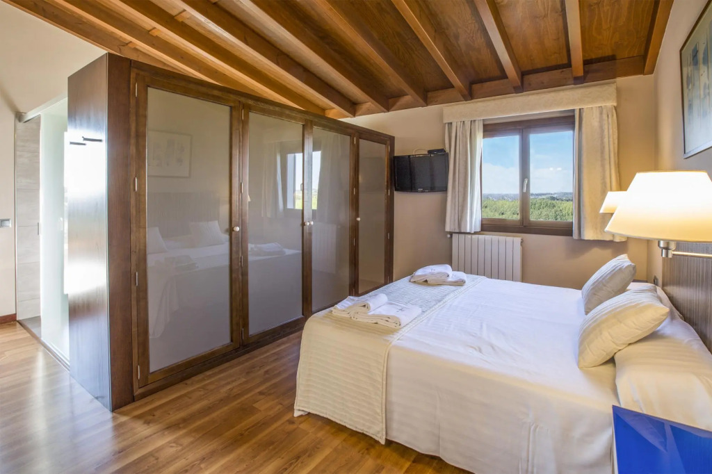 Finca Short De Conies 2