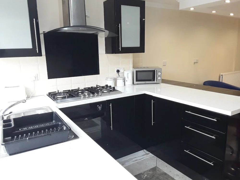 Short Term Rental 4 Bedroom House