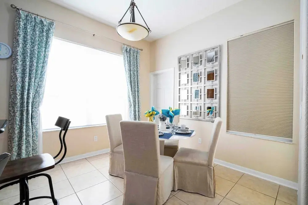 Family Villa w Pool Spa Game Room Near Disney
