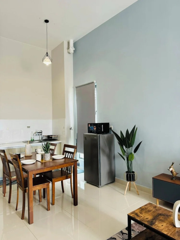 KIP Core Soho Suite by Five Senses