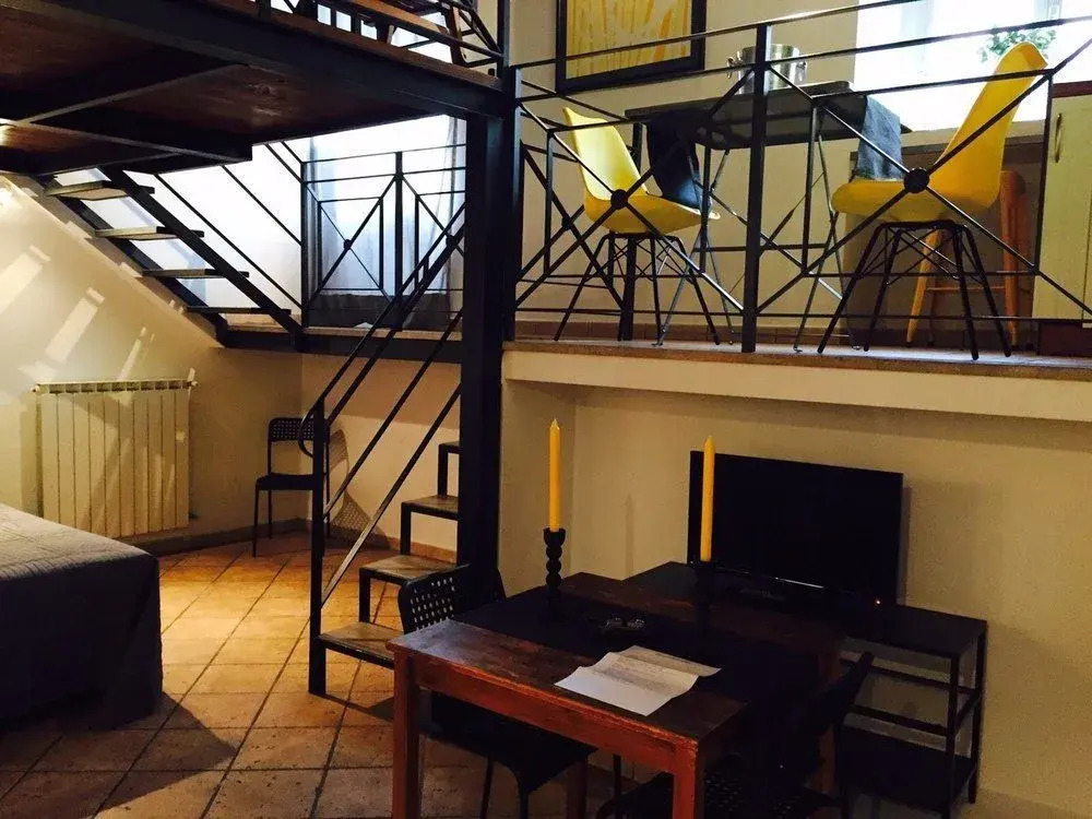 Home2Rome - Trastevere Mercanti I