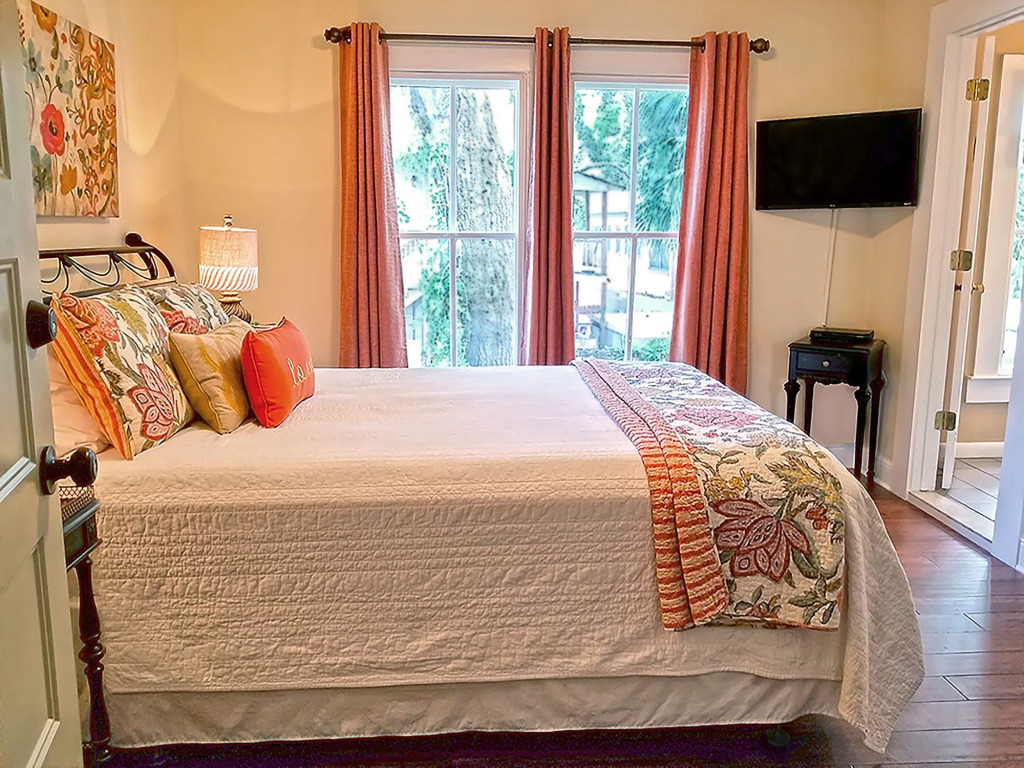 44 Spanish Street Inn - Adults Only
