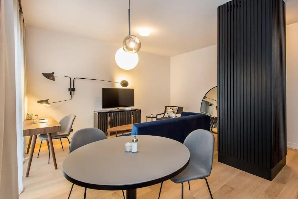 Super-Apartamenty - Targi