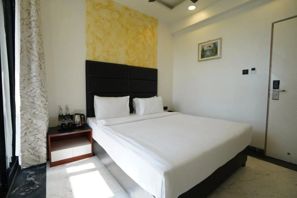 Treeo Resort Lonavala Pure Veg