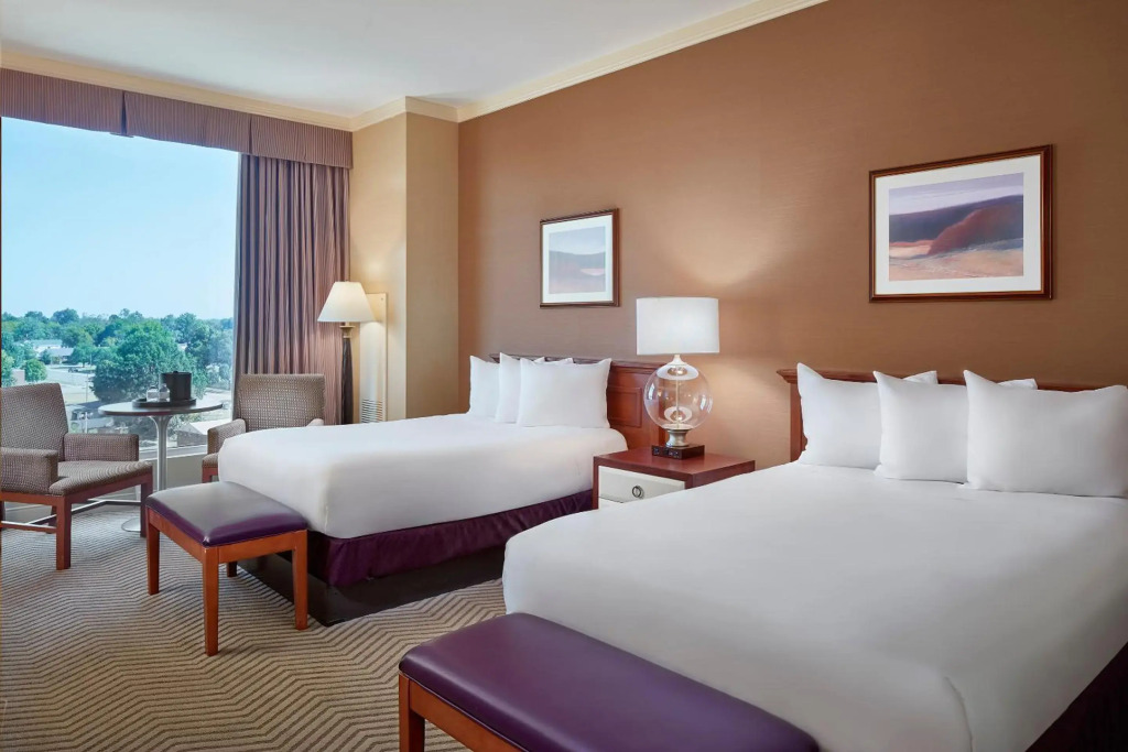 Harrahs Metropolis Hotel & Casino - A Caesars Rewards Destination