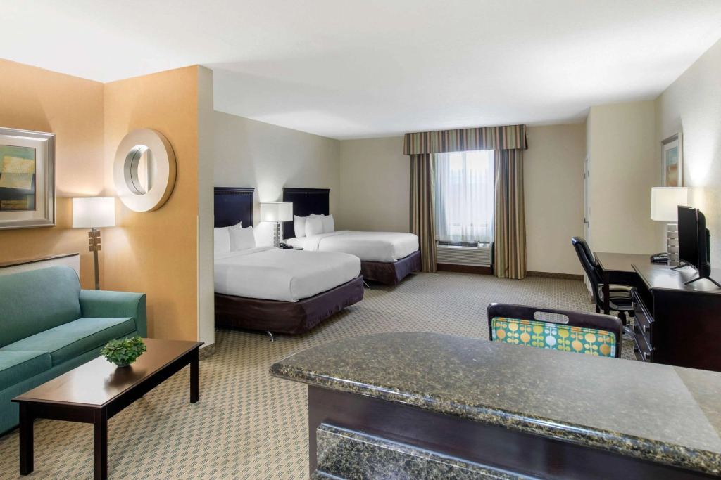 Comfort Suites Hillsboro
