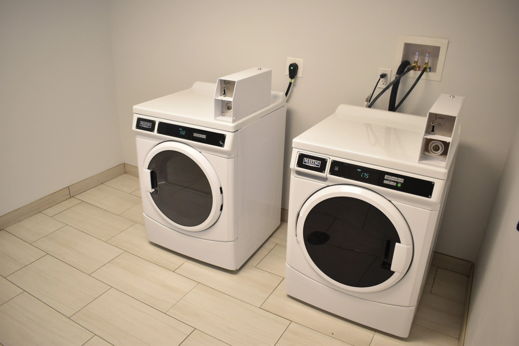 Holiday Inn Express & Suites - Boston South - Randolph by IHG