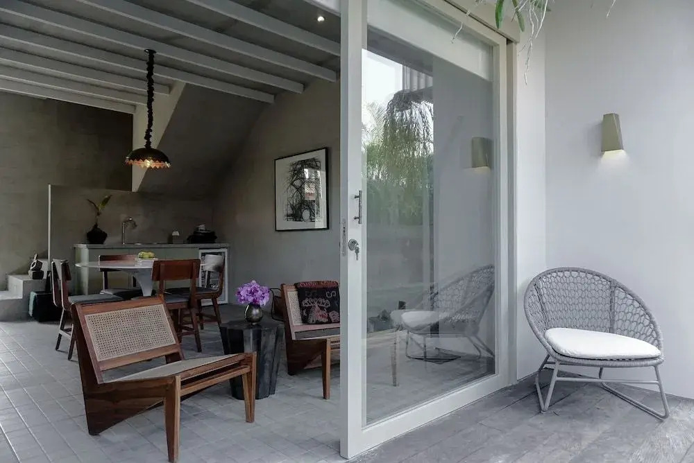 Studio O - Two-Floor Studio, Walk to the Beach