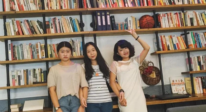 Zhaohuaxishi Youth Hostel