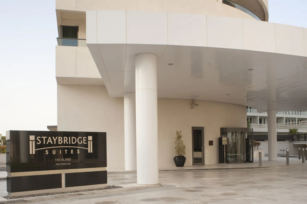 Отель Staybridge Suites Abu Dhabi Yas Island by IHG
