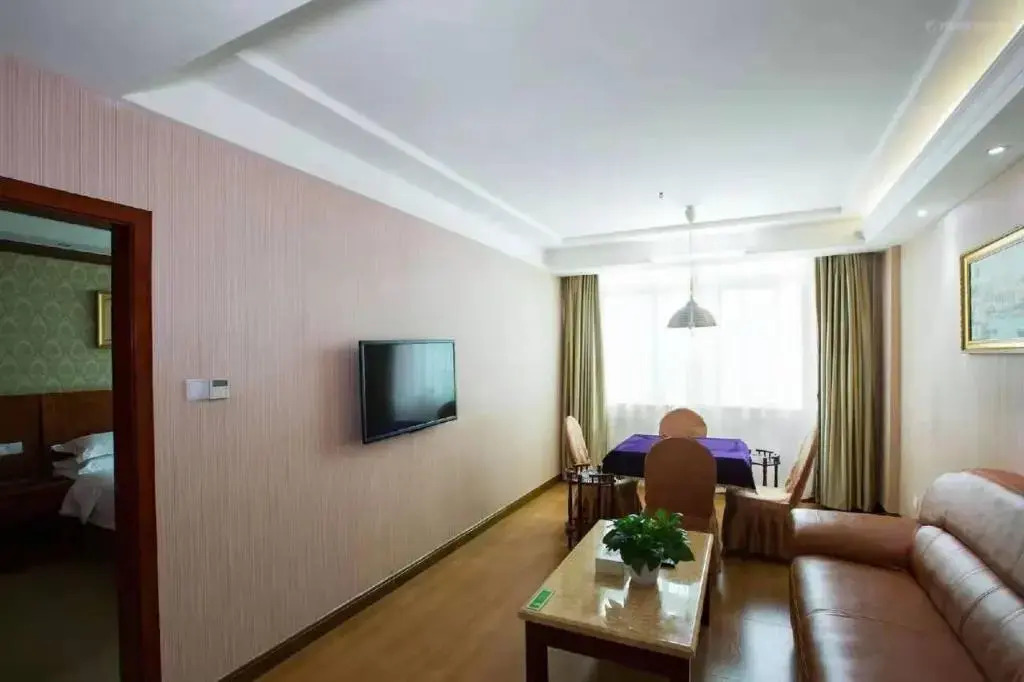 Vienna Hotel Guangdong Huizhou Maidi South Road