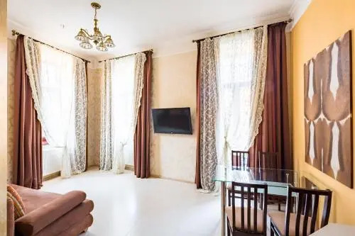 Apartment on Doroshenka Street 1