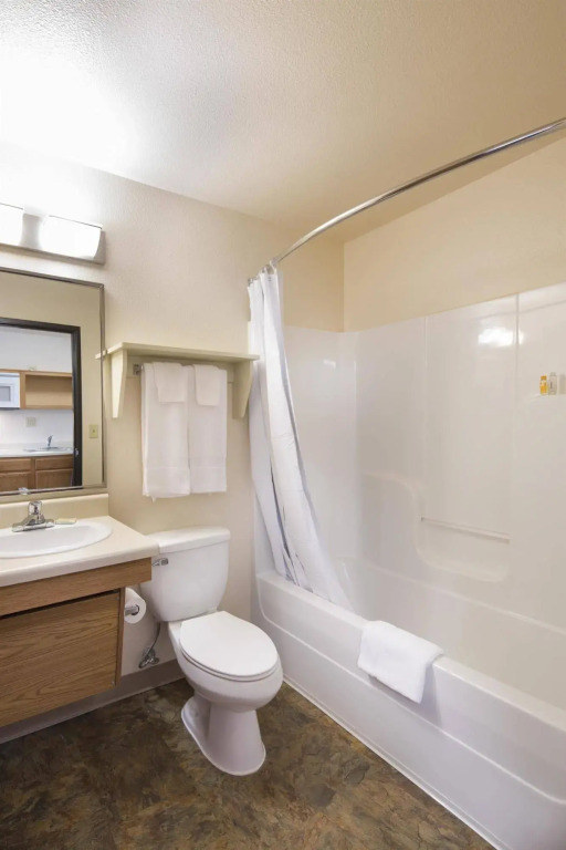 WoodSpring Suites Knoxville Airport