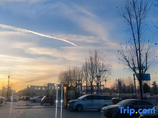Vienna Hotel (Linyi Langya Ancient City Hedong Wuyue Plaza Branch)