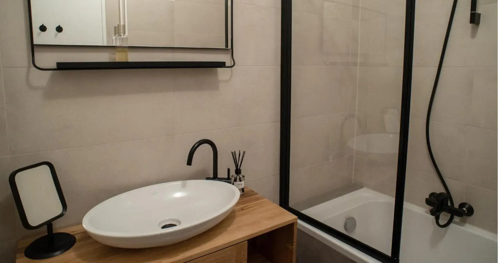 Cozy and fully equiped suite apartment at Ku'damm (80 m2)