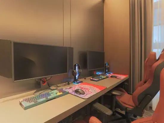 Ruisi E-sports Hotel (Dazu Xiangguo Park)