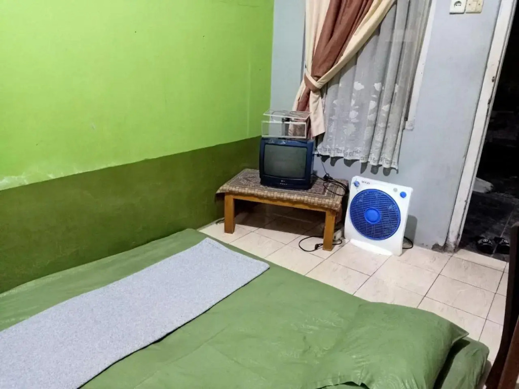 Pendopo Kayuwanan Syariah Near Terminal Giwangan