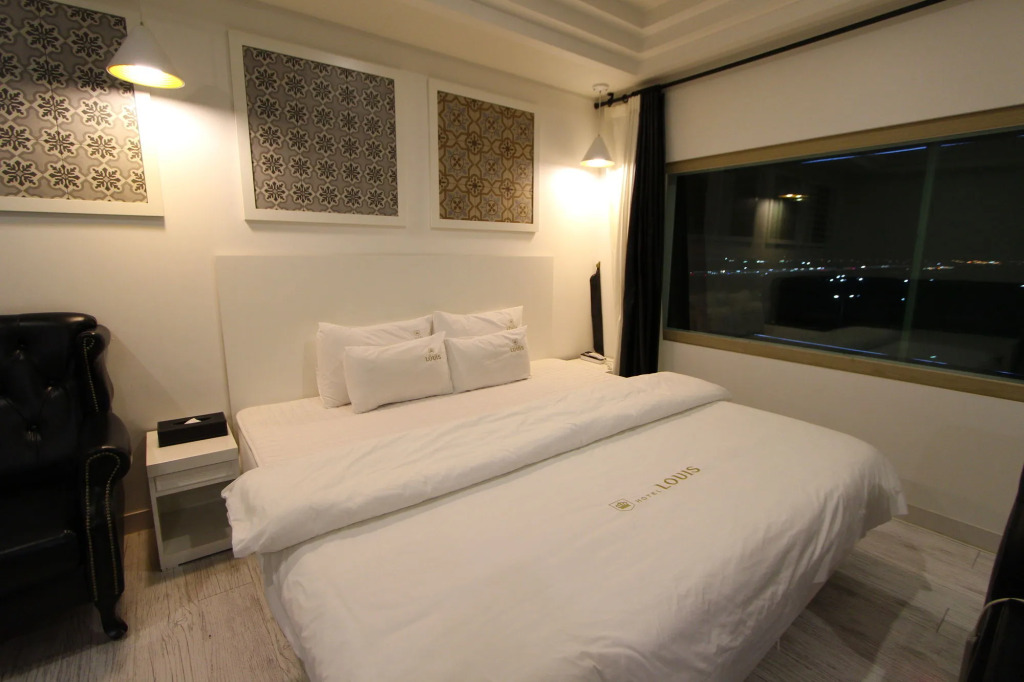 Hotel Louis.J