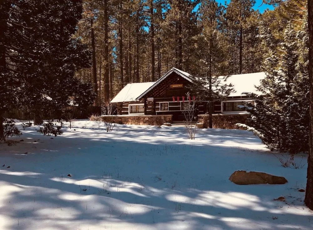 Bravo Big Bear Lodge One