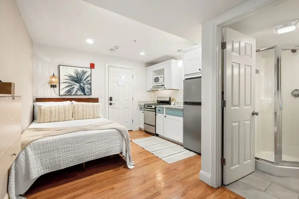 Hygge House Suites