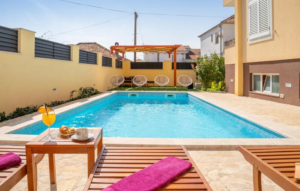 Awesome Apartment in Zadar With Wifi, 2 Bedrooms and Outdoor Swimming Pool