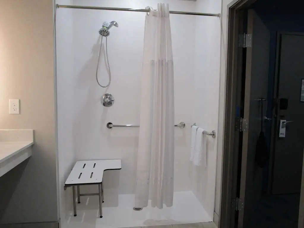 Reddy Hotel Bonham