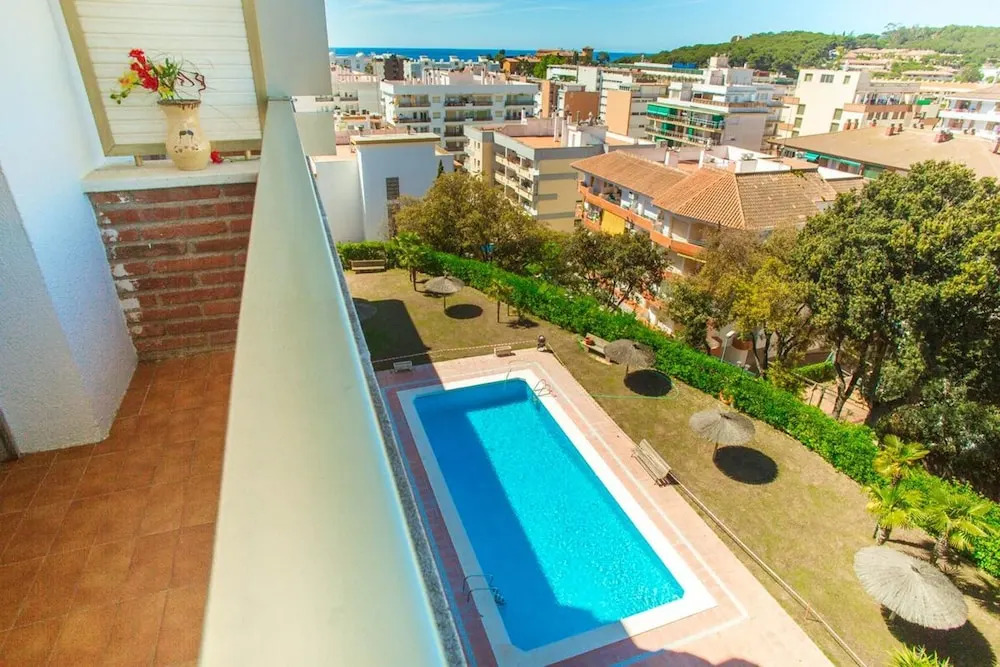 Apartment with One Bedroom in Lloret de Mar, with Wonderful Sea View, Pool Access, Furnished Balcony - 2 Km From the Beach