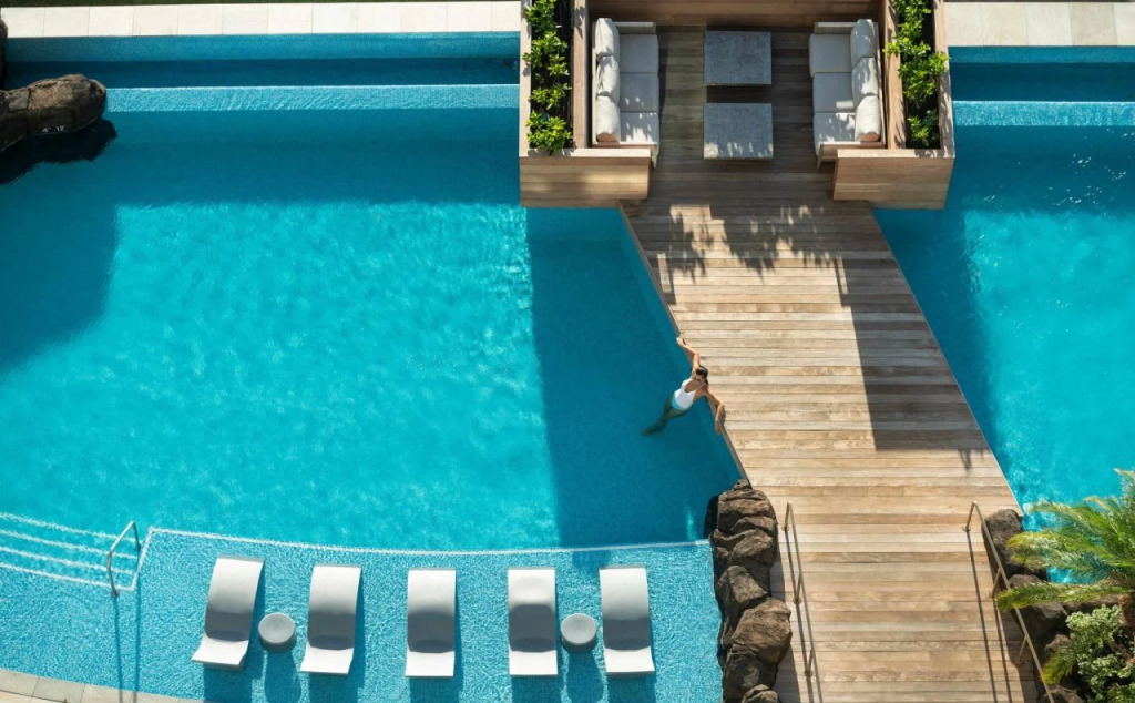 The Ritz-Carlton Residences, Waikiki Beach Hotel