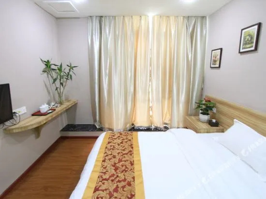 619 Hotel
