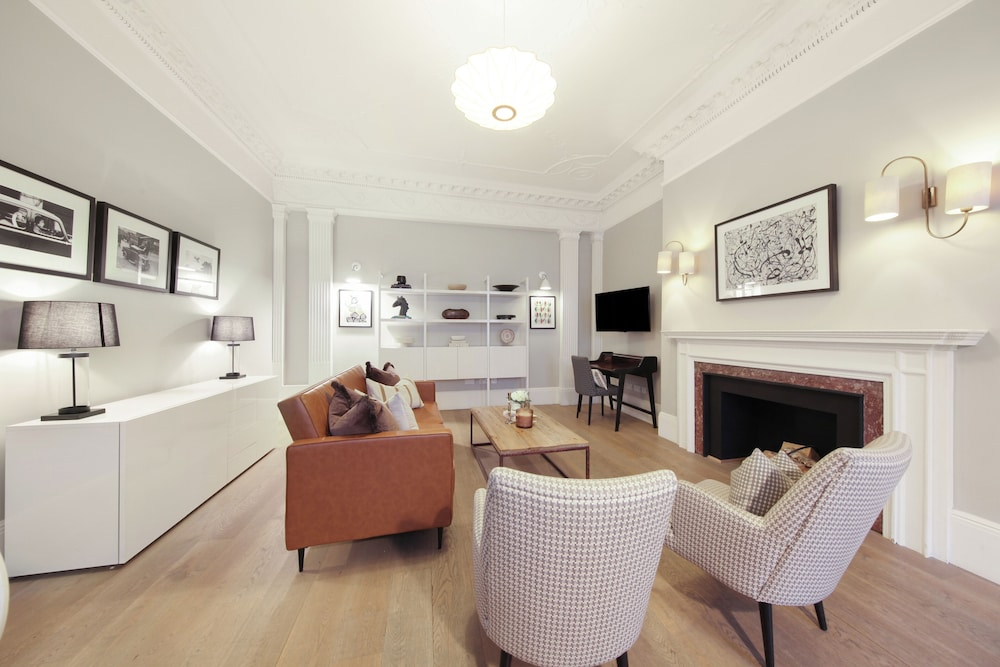 Hertford Flat 16