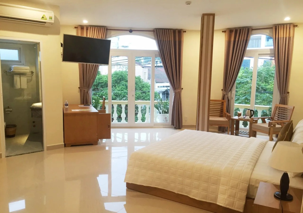 New Life Hotel