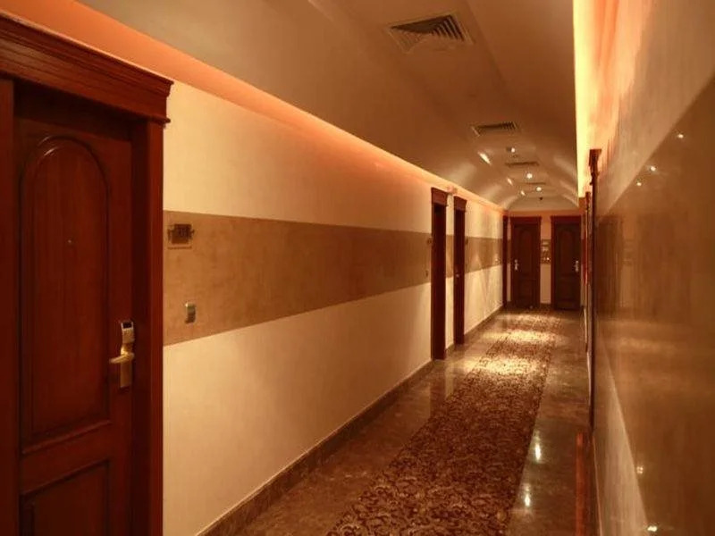 Hayatt Home Hotel
