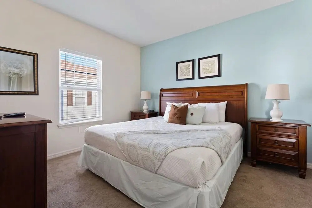 Welcoming 4 BR Sleeps 10 Guests WL2901