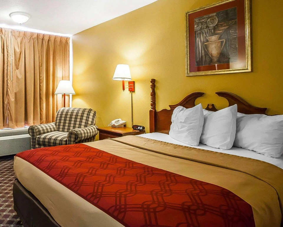 Econo Lodge Dyersburg I-155