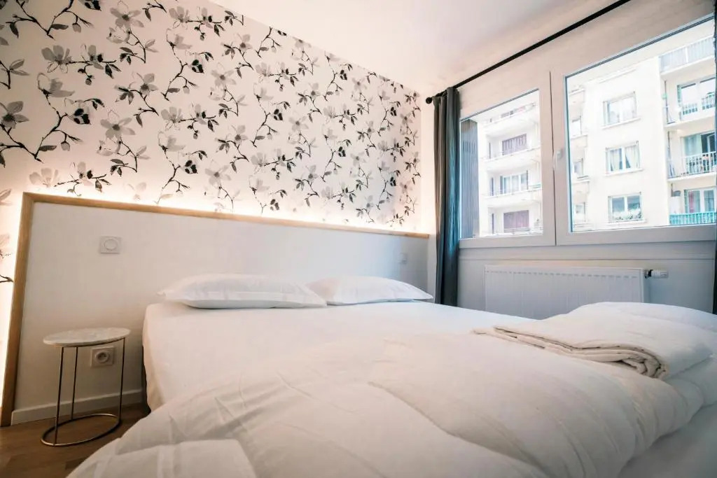 Le MAJESTIC **** : Luxury T2 plein centre / v-rent