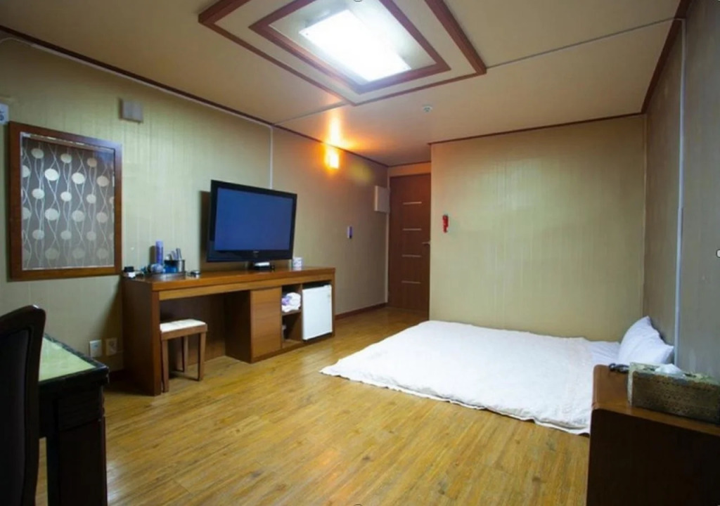 Hue Hotel