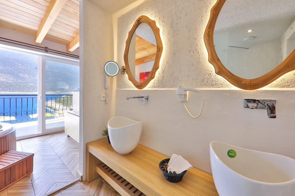 Atalante Hotel