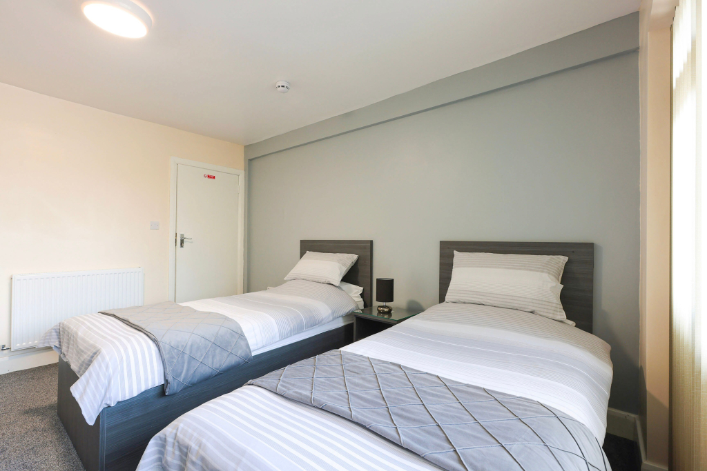 OYO Honeycroft Lodge, Uxbridge