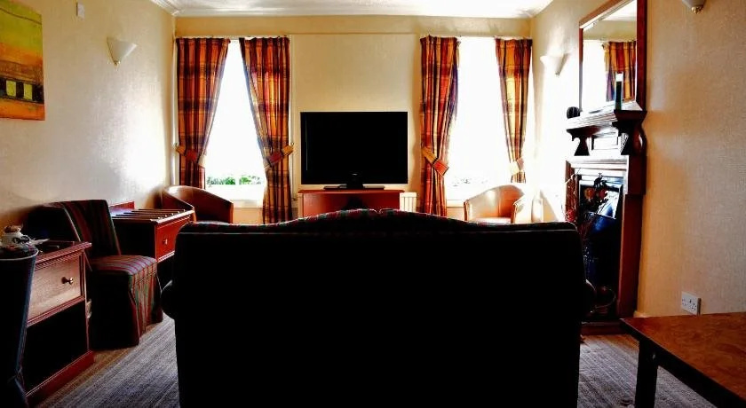 Crown hotel