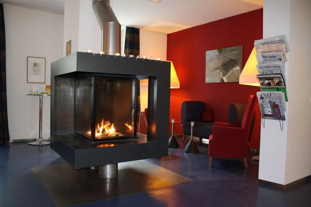 Alma Hotel - Boutique hideaway by the lake with rooftop and ladies-only wellness
