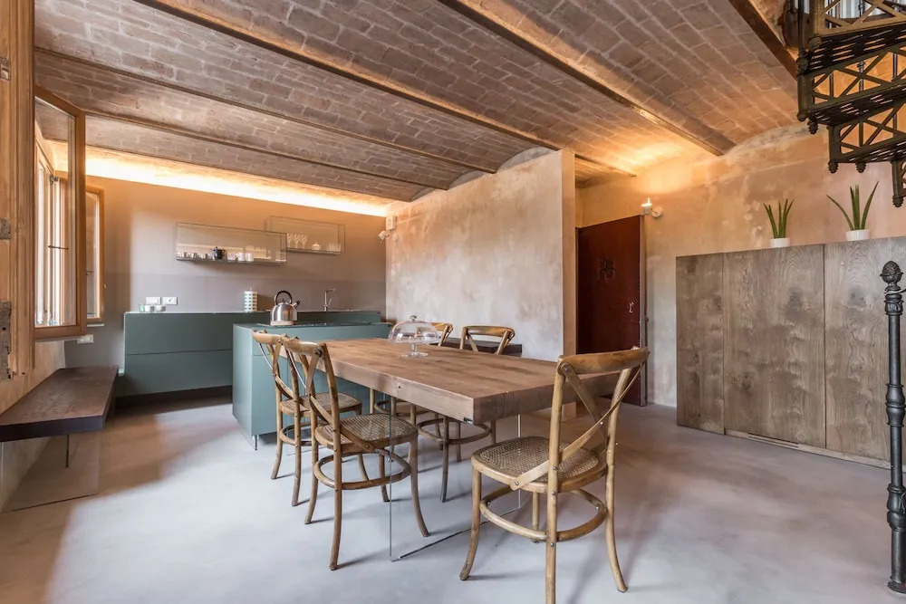Exclusive House in Asolo Art and Design