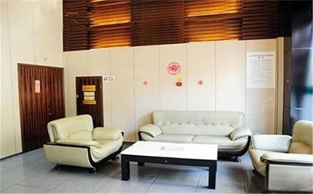 Jinhua Liyuan Business Hotel