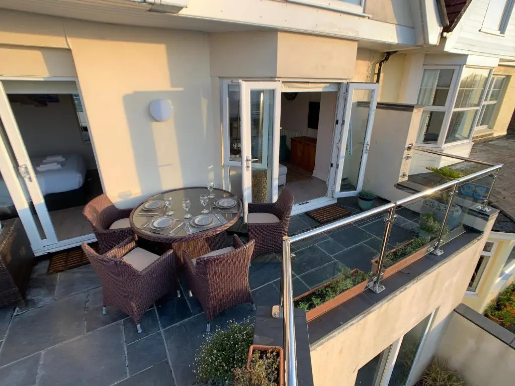 SEA BEACH & COASTAL VIEWS from LRG SUN TERRACE G Bay Apartments OVERLOOKS FISTRAL BEACH MOST DESIRABLE LOCATION SLEEPS & DINES 6 which includes SOFABED 2 BATHROOMS AL FRESCO Dining Smart tv all rooms PRIVATE PARKING 2 CARS sat-sat only April-Nov please