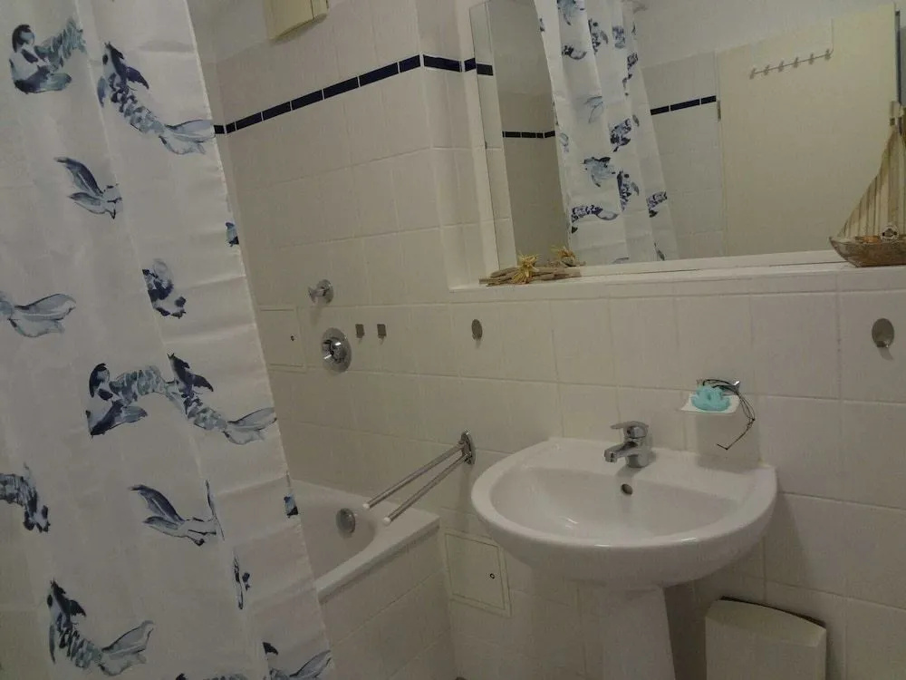 Bright Apartment in Boltenhagen near Sea